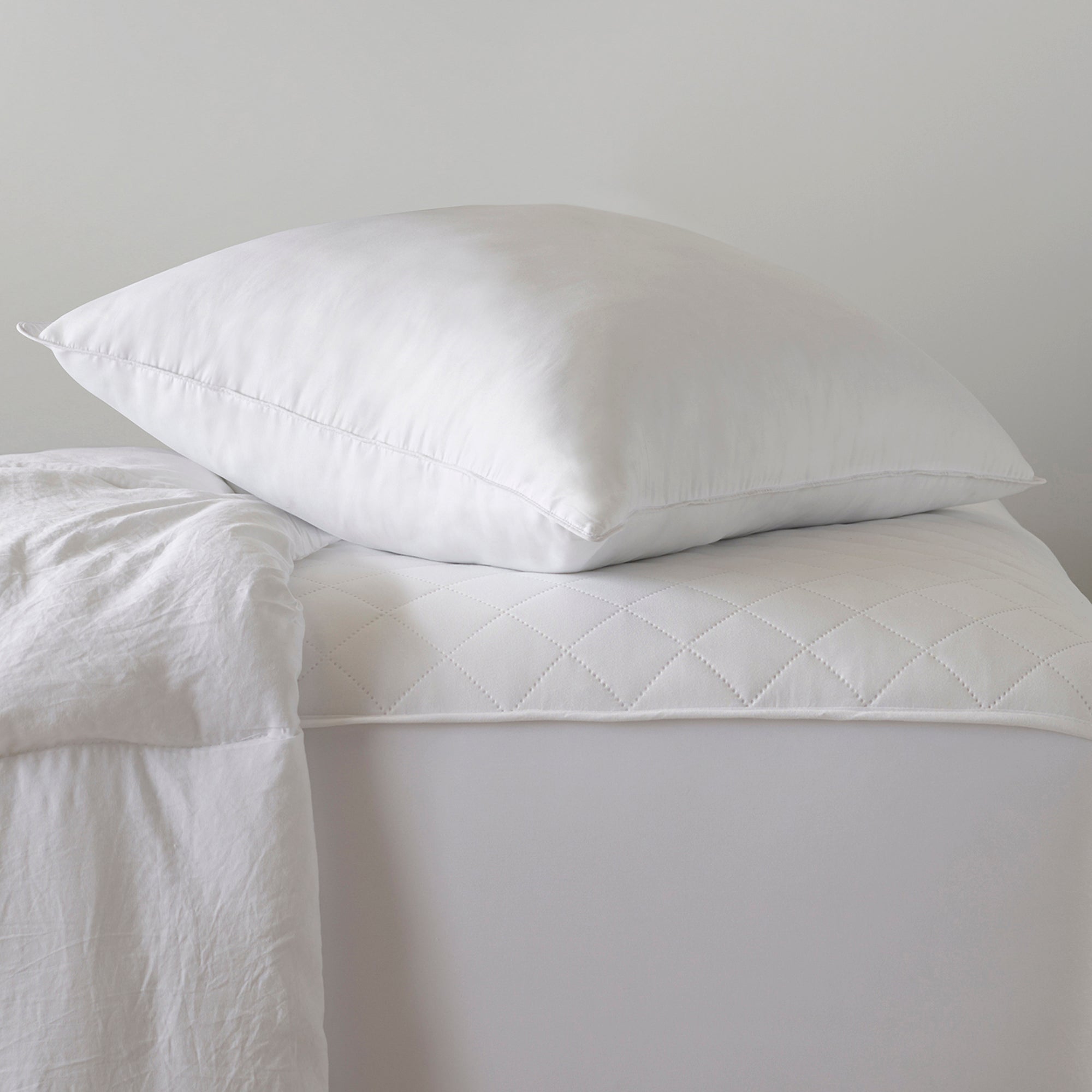 Comforter / Color-Brick Red