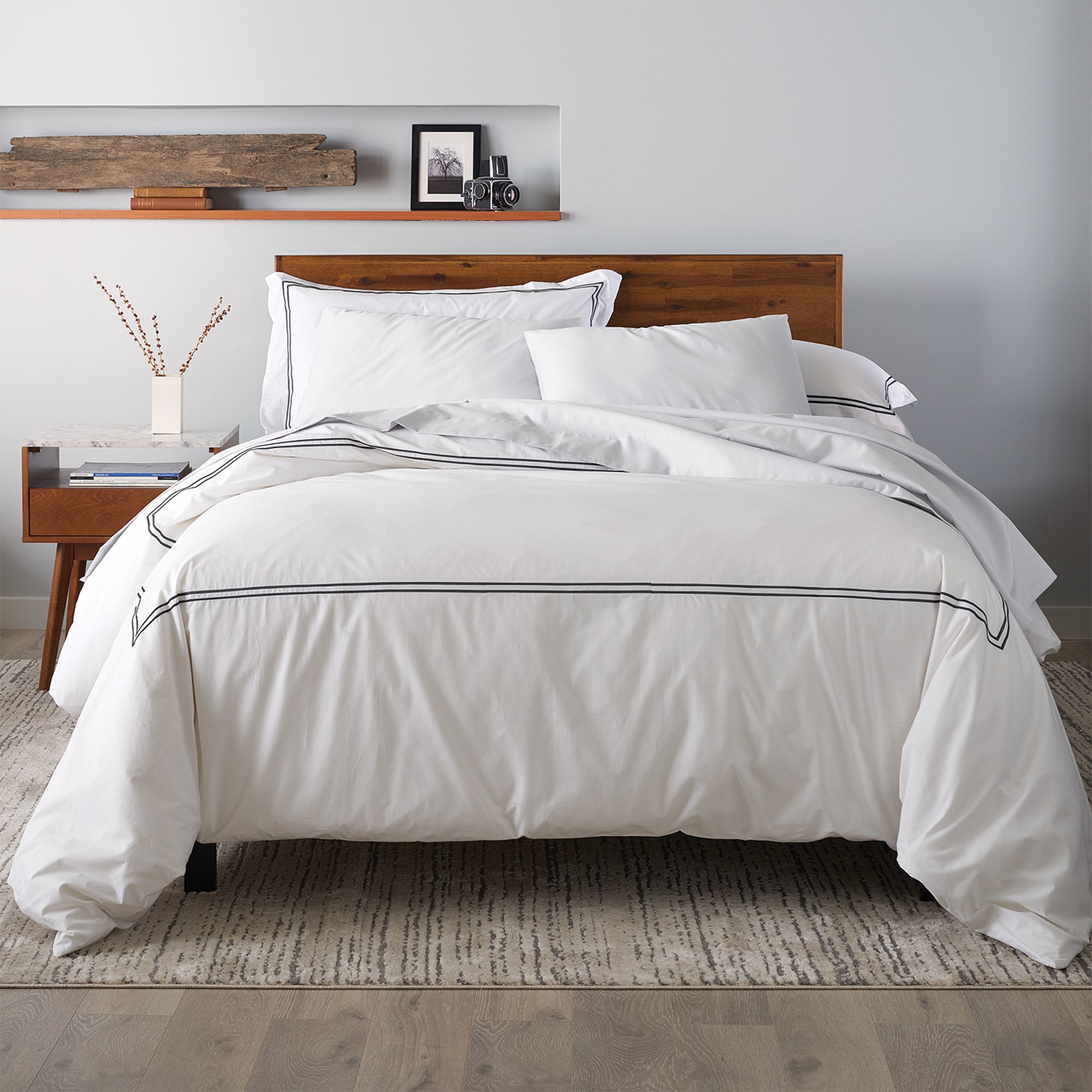 Comforter / Color-Black