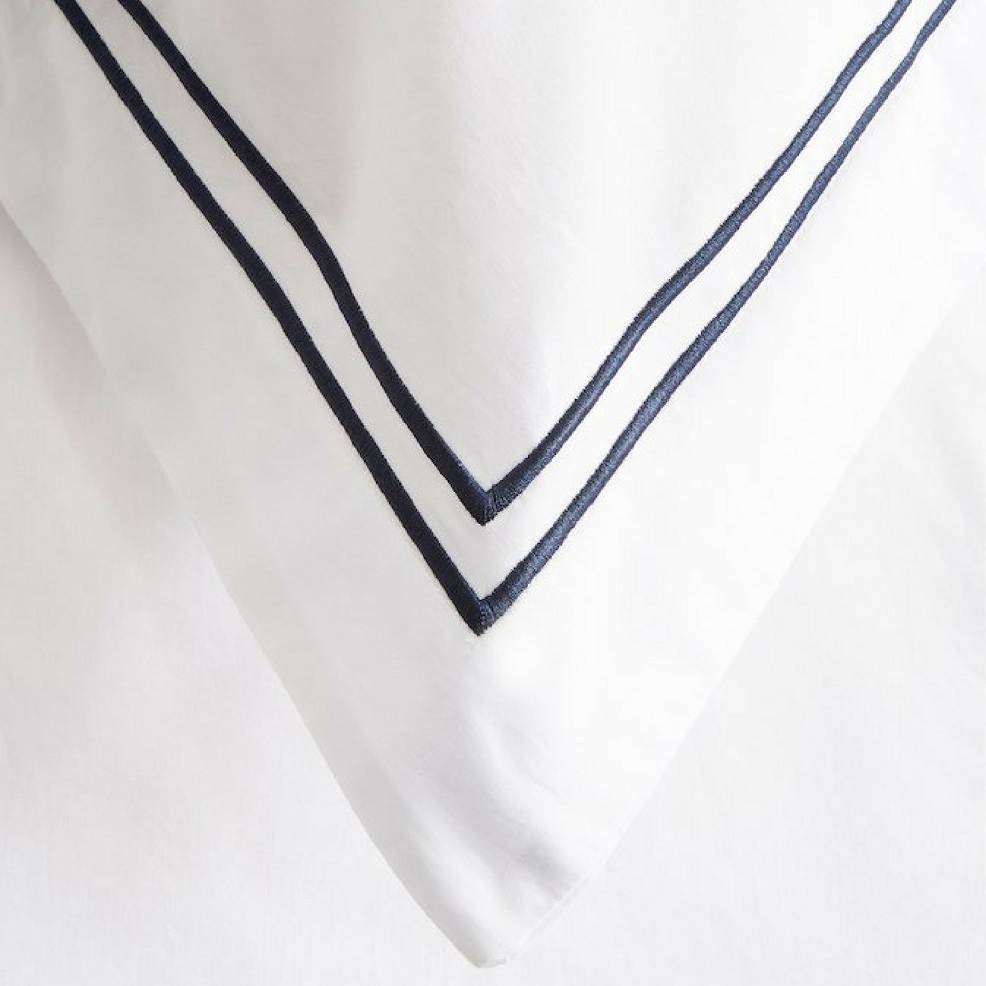 Comforter / Color-Navy