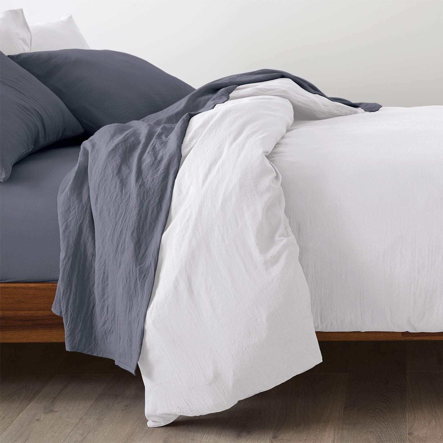Comforter / Color-Charcoal