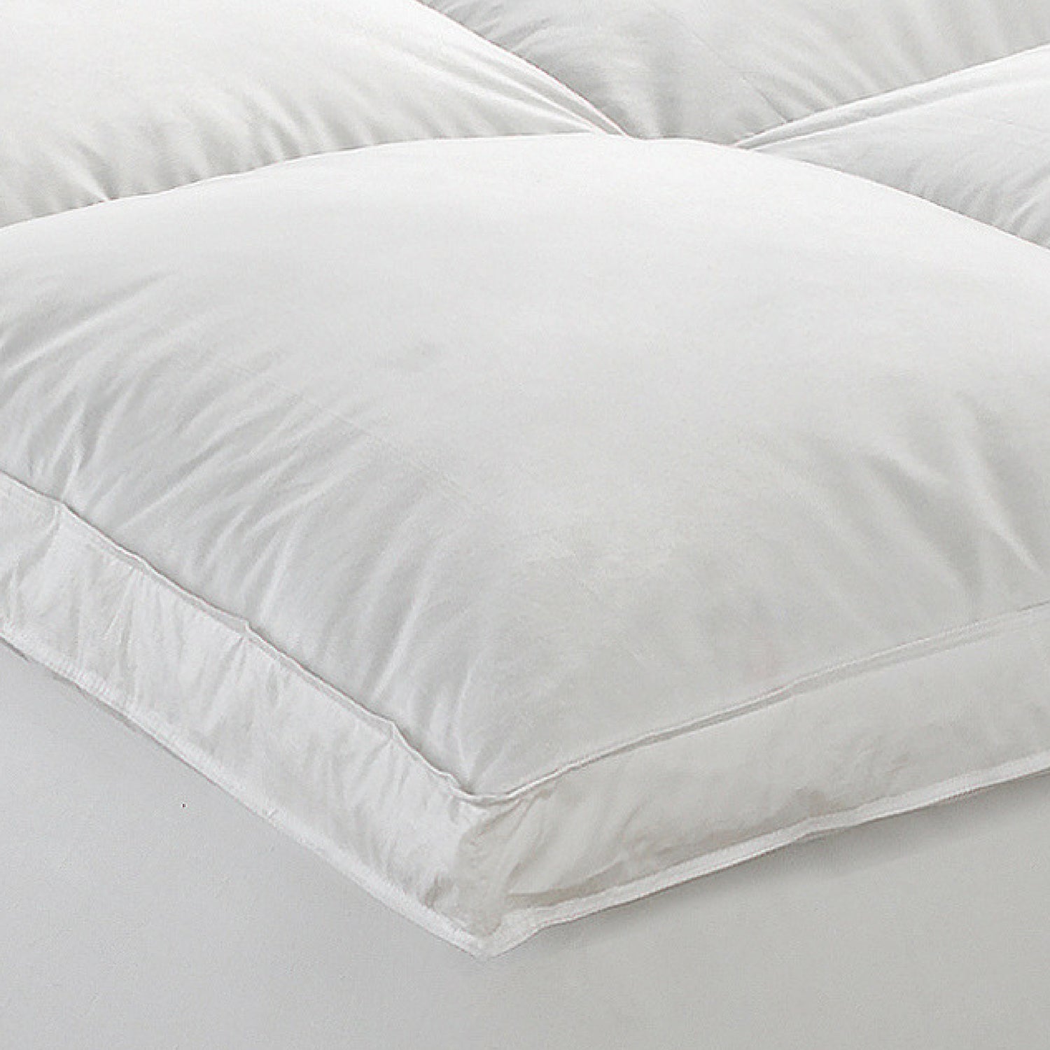 Luxury White Down Plush Featherbed Mattress Topper