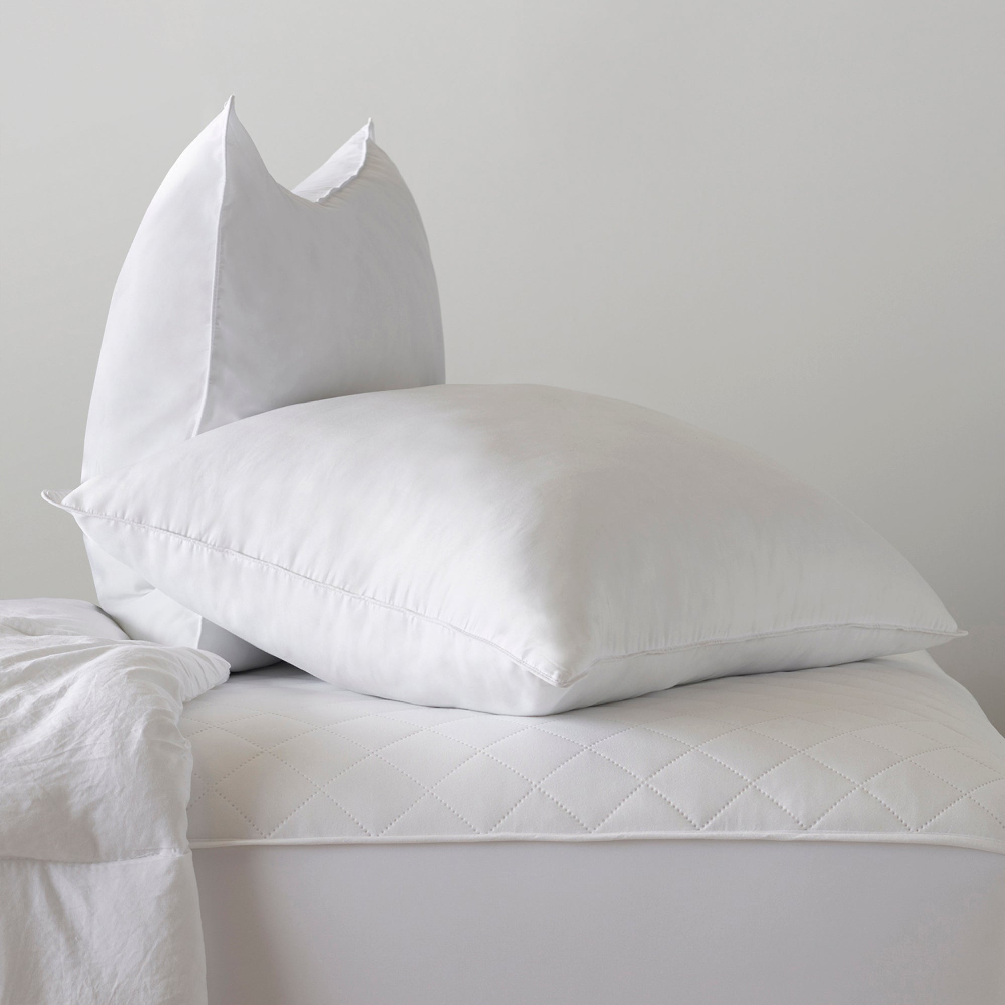 Signature Plush Allergy Resistant Down Like Fiber Pillow Medium - Set of Two