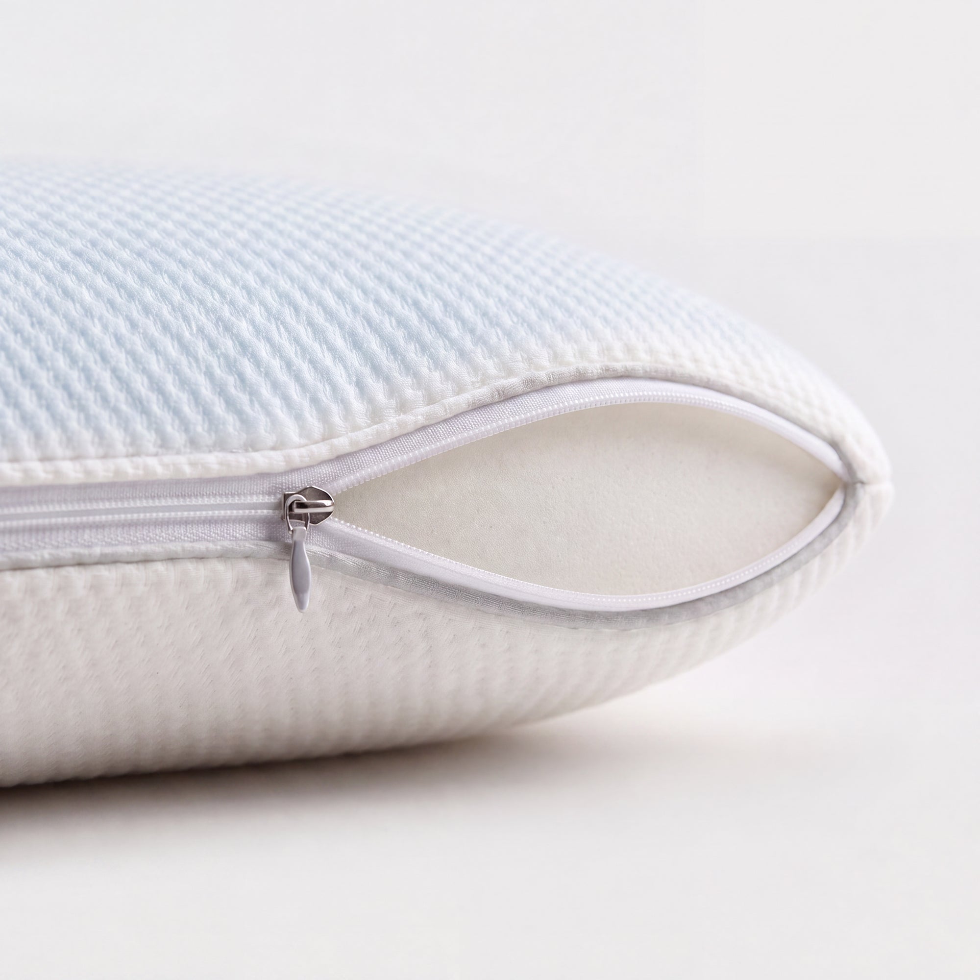 Ella Jayne Adaptive Cooling Memory Foam Pillow, Pressure-Relieving Comfort with Cooling Gel