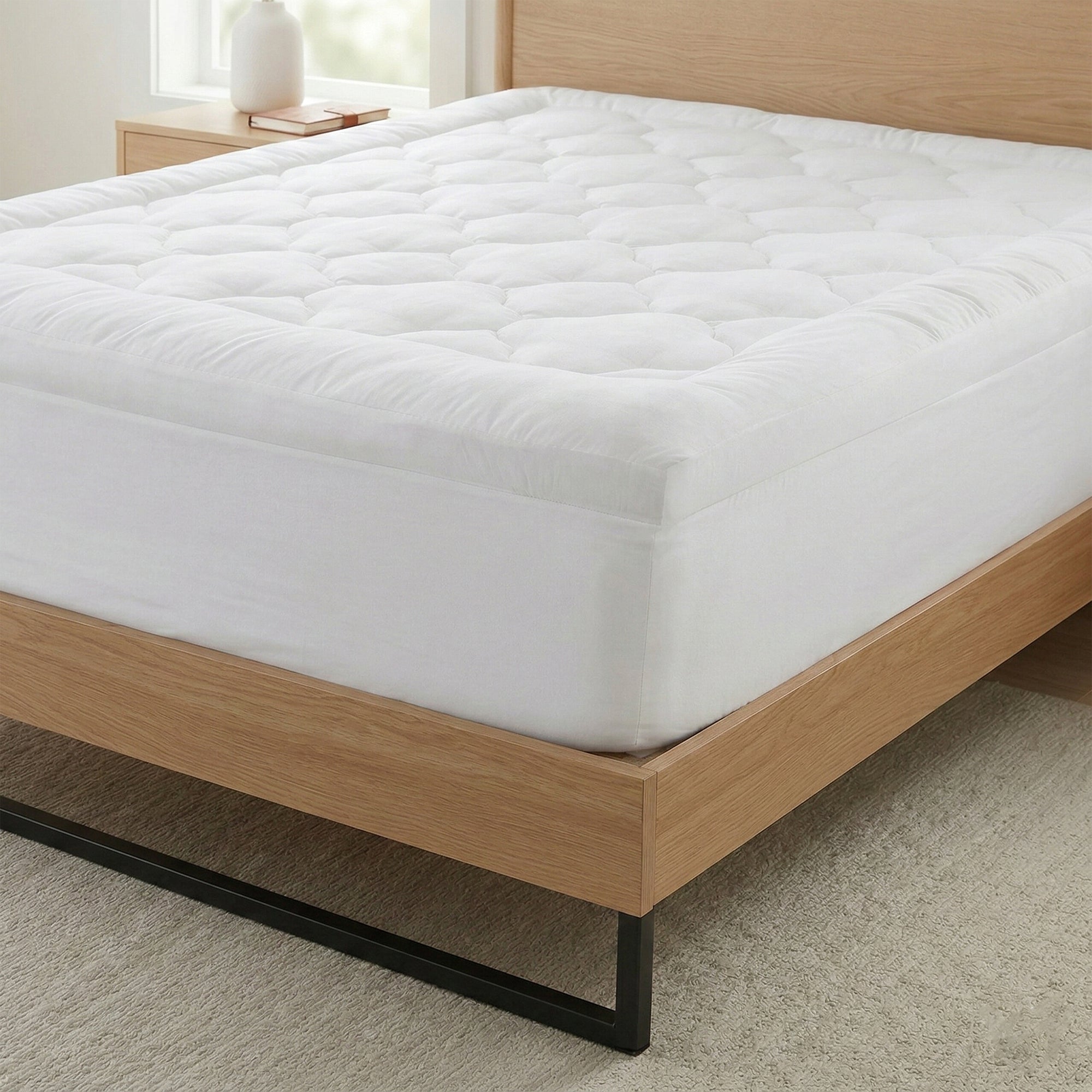 Adaptive Comfort Plush Mattress Topper with 100% Cotton Shell for Breathable Comfort